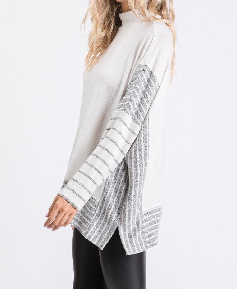 Striped Contrast Knit Pullover Top