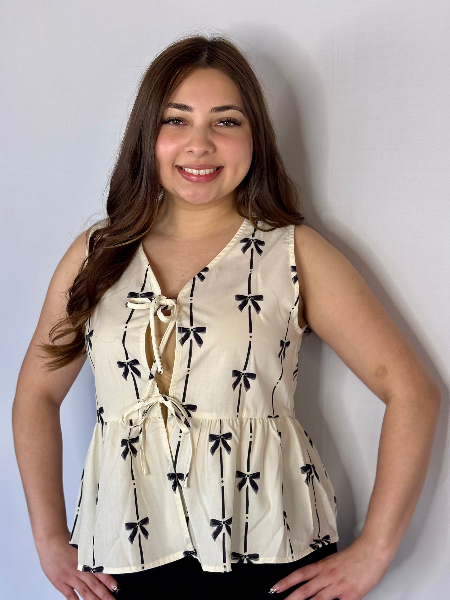 Bow Printed Tie Closure Ruffled Vest