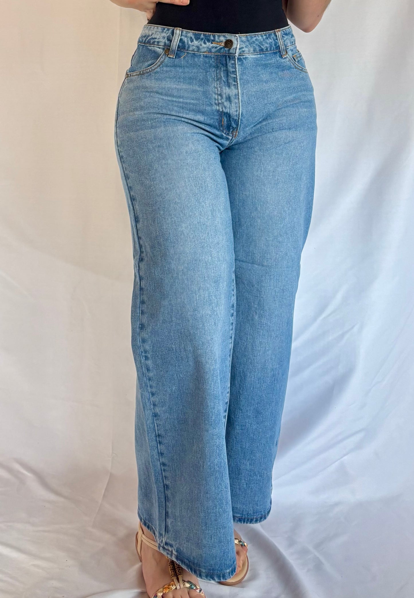 Retro Wide Low Rise Straight Jeans